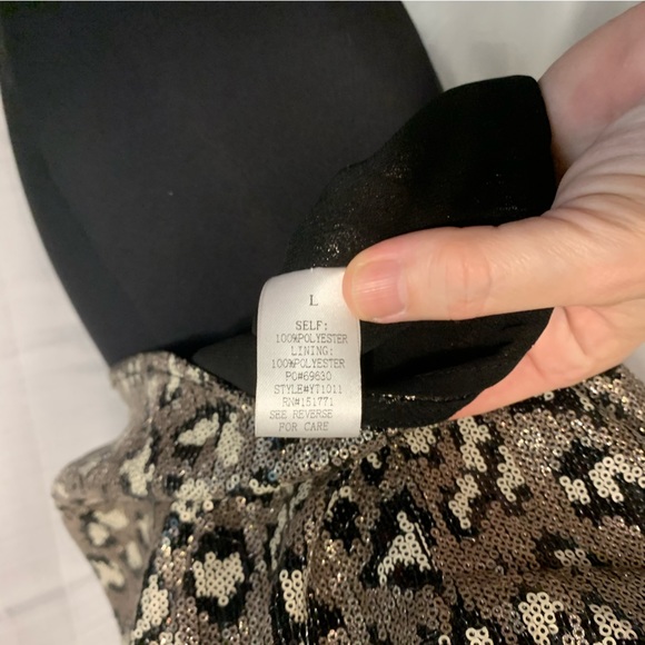 Le Lis Sequin Leopard Print Cami Top, NWT, Size Large- fits 10/12, Fully Lined - Picture 8 of 14